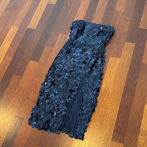 Amanda Uprichard Strapless Sequin Dress in Navy Blue - Picture 8 of 13